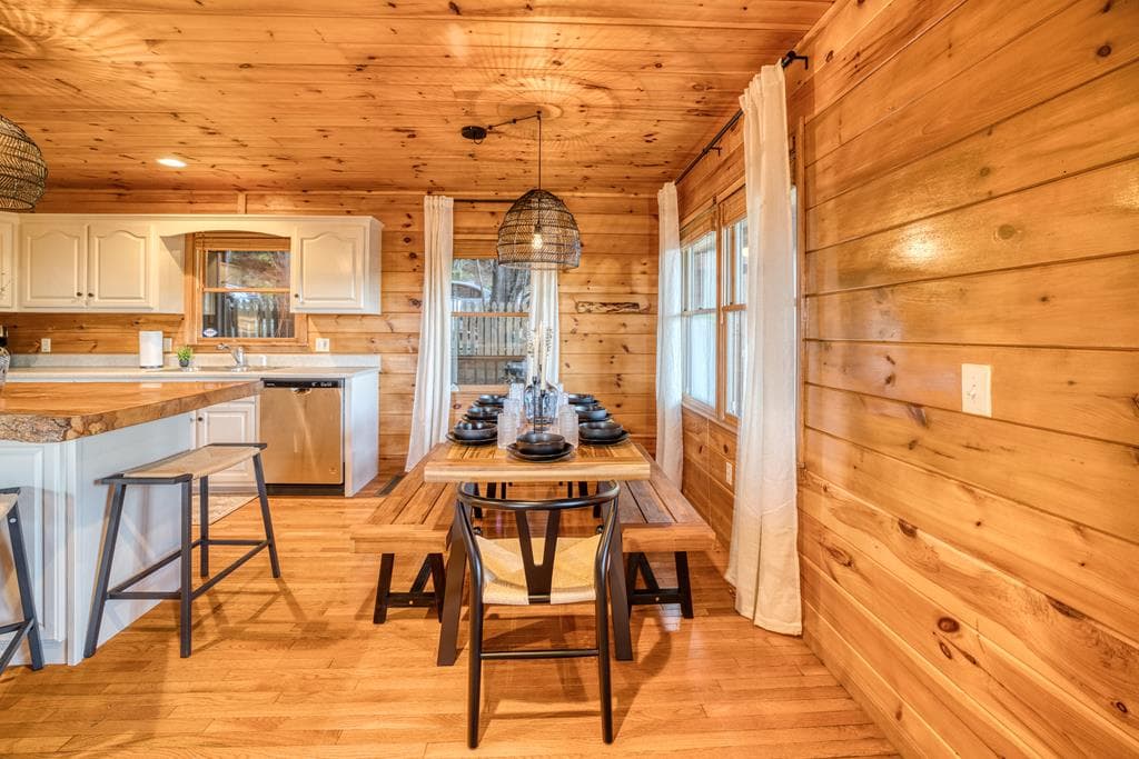 48 Lookout Drive, Blue Ridge GA 30513 - Photo