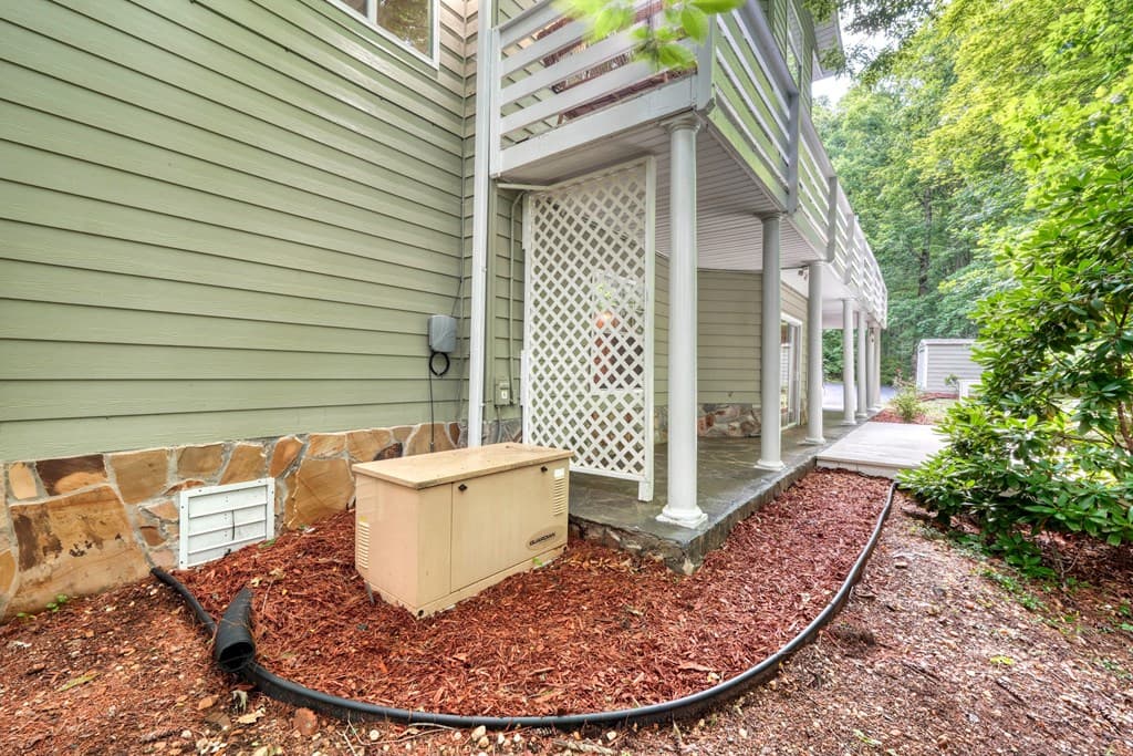 549 Cook Mountain Drive, Blairsville GA 30512 - Photo