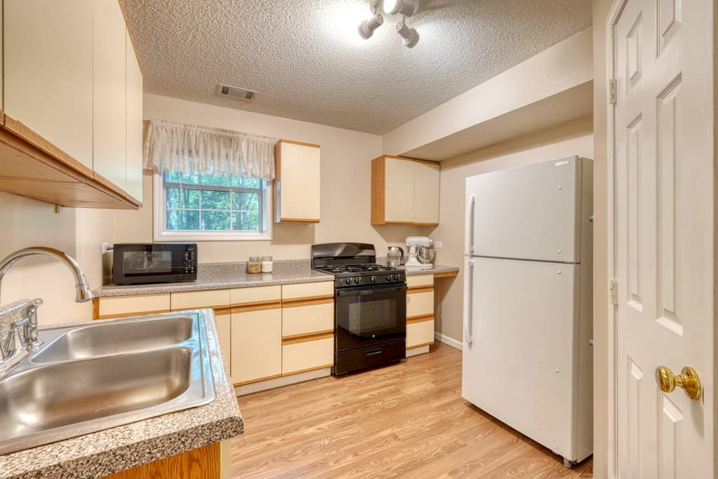 549 Cook Mountain Drive, Blairsville GA 30512 - Photo