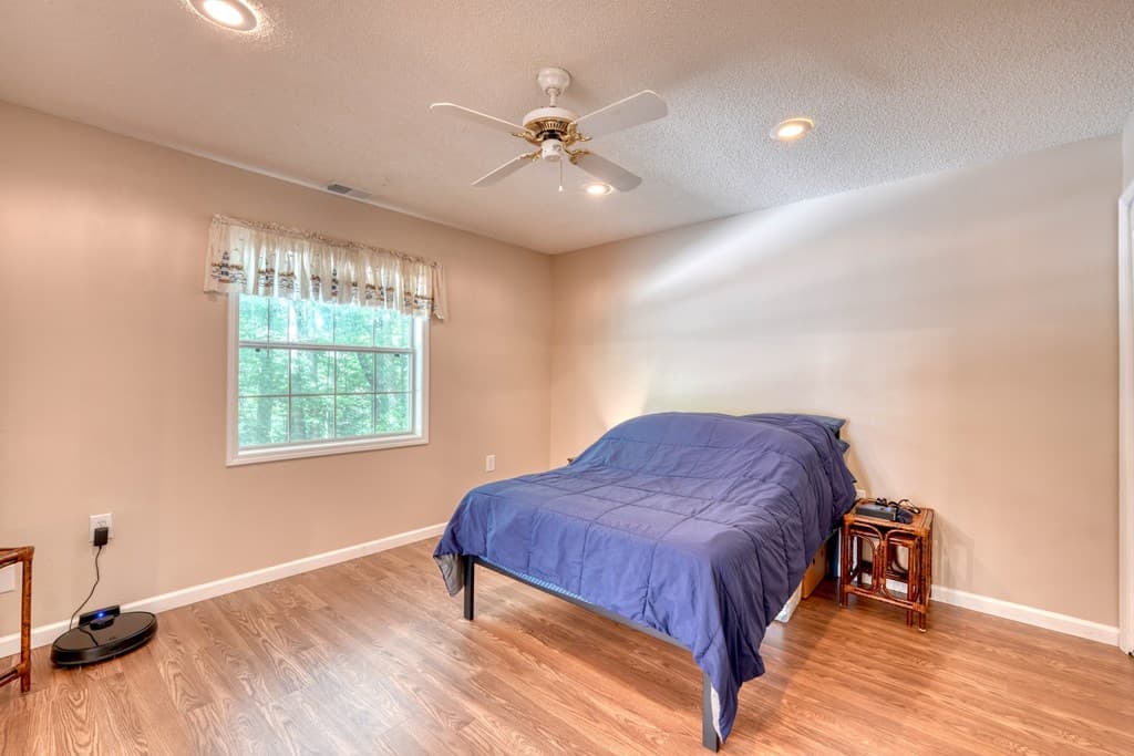 549 Cook Mountain Drive, Blairsville GA 30512 - Photo