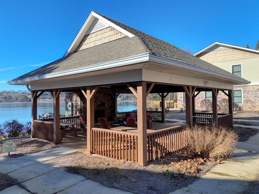 1409 Lakeside Road, Hiawassee GA 30546 - Photo