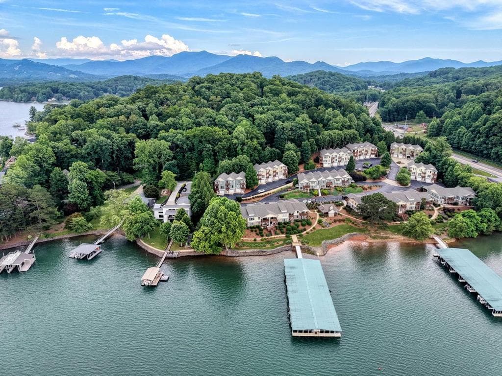 1409 Lakeside Road, Hiawassee GA 30546 - Photo
