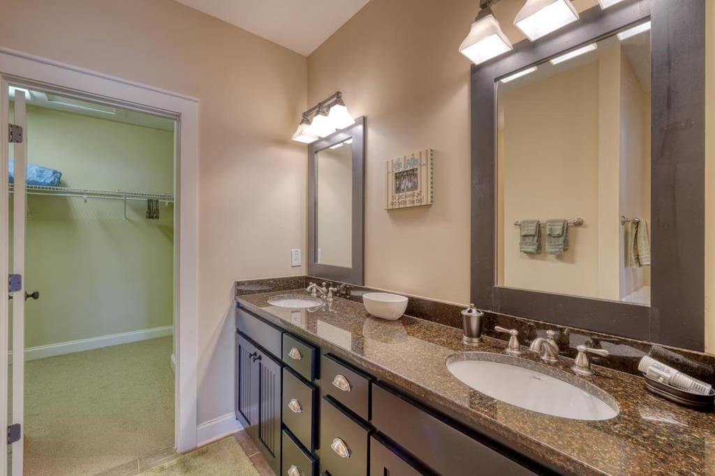 1409 Lakeside Road, Hiawassee GA 30546 - Photo