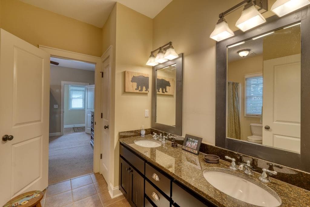 1409 Lakeside Road, Hiawassee GA 30546 - Photo