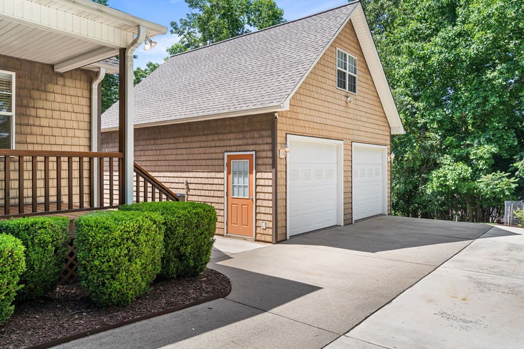 194 Lakeview Drive, Hayesville NC 28904 - Photo