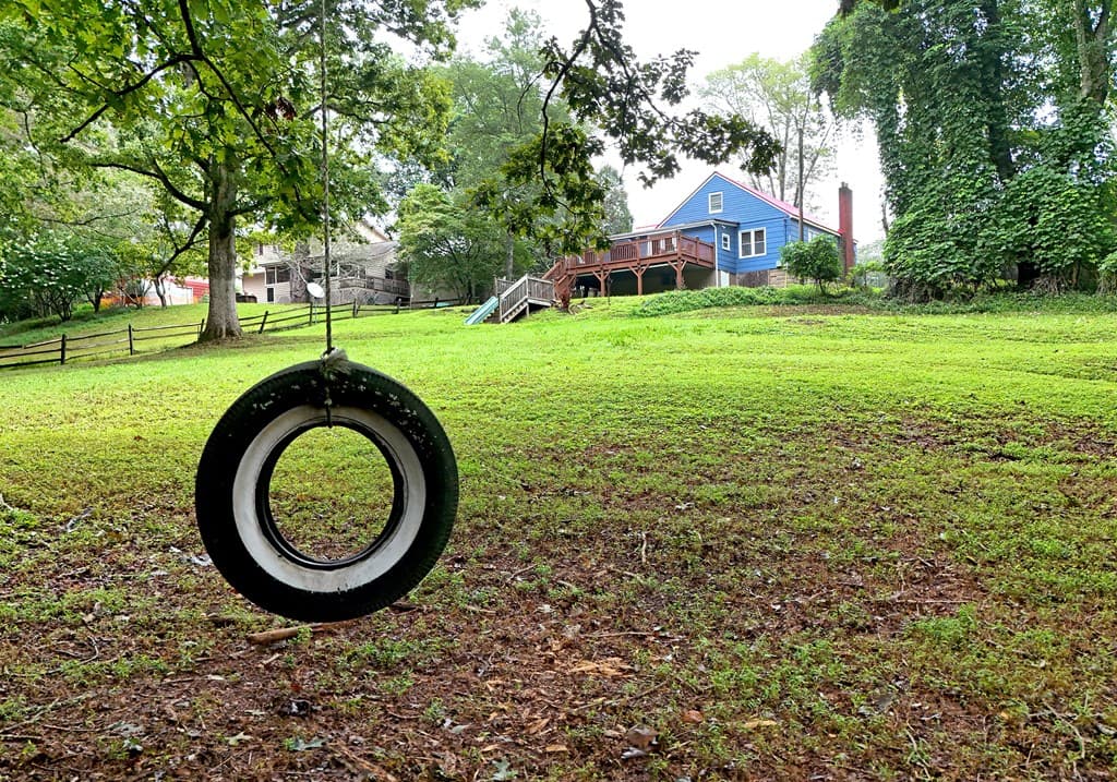 742 Hillcrest Drive, Mccaysville GA 30555 - Photo