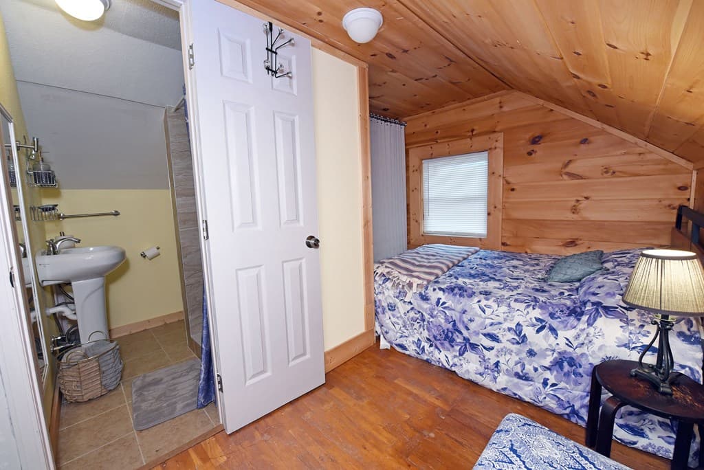 742 Hillcrest Drive, Mccaysville GA 30555 - Photo