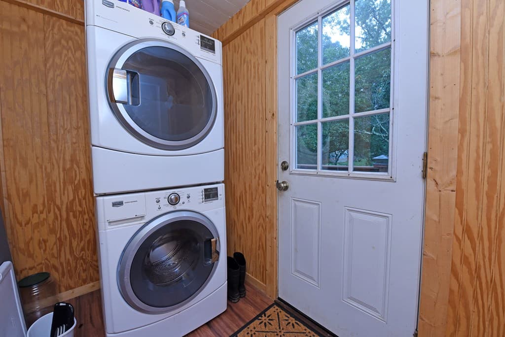 742 Hillcrest Drive, Mccaysville GA 30555 - Photo