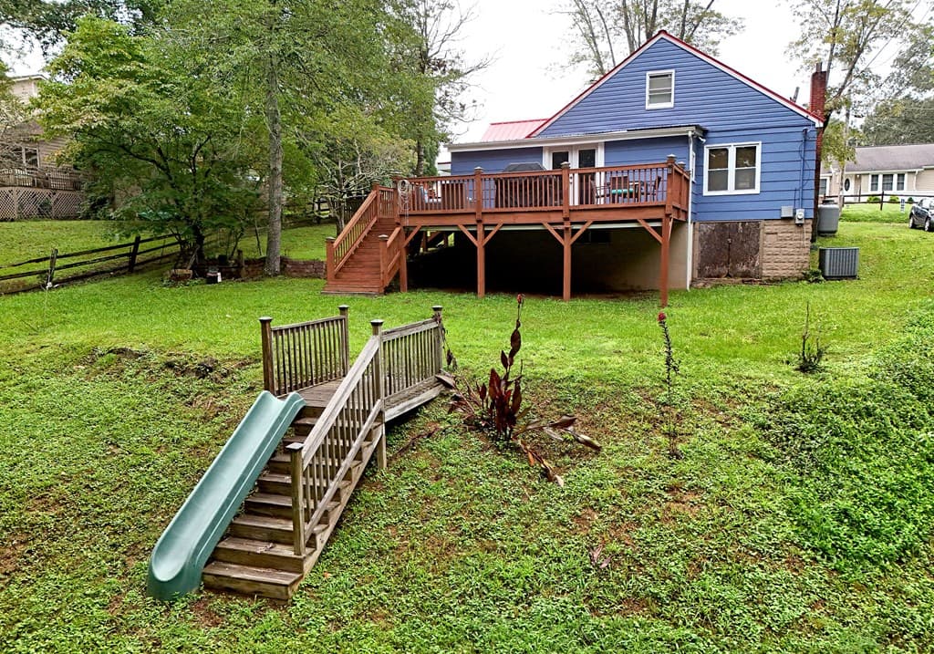 742 Hillcrest Drive, Mccaysville GA 30555 - Photo