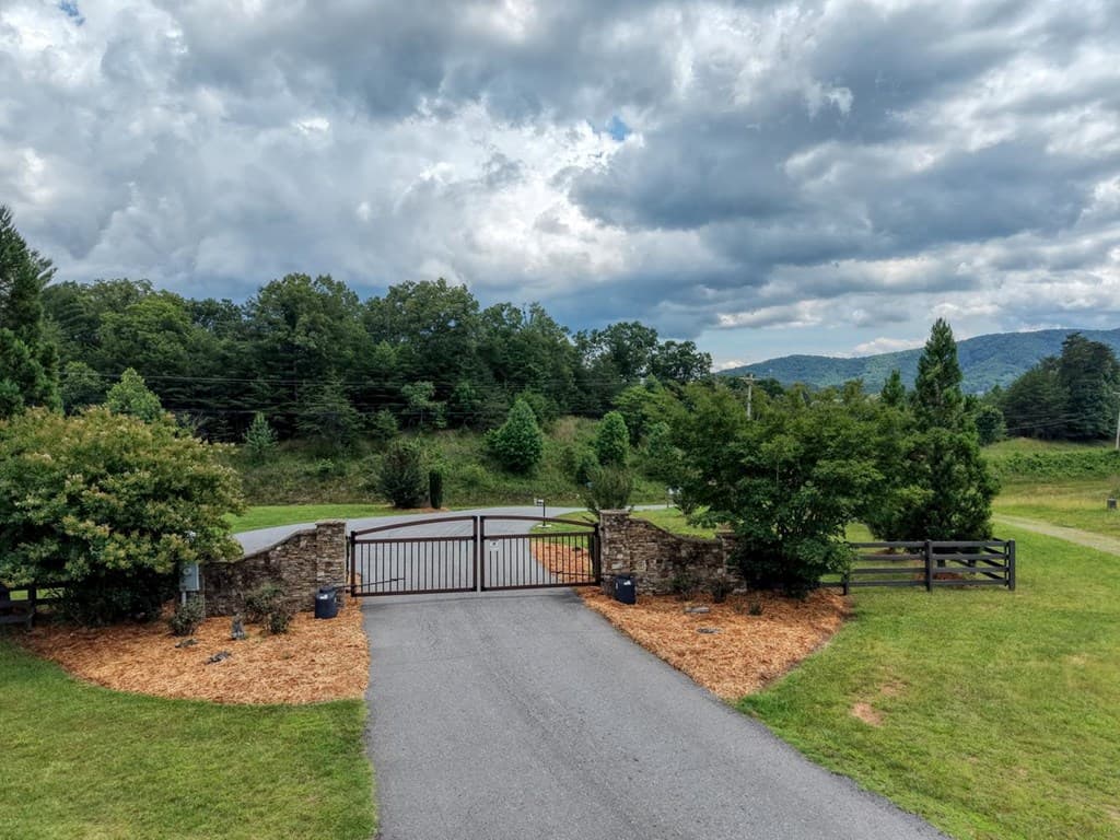 140 Short Oak Run, Murphy NC 28906 - Photo