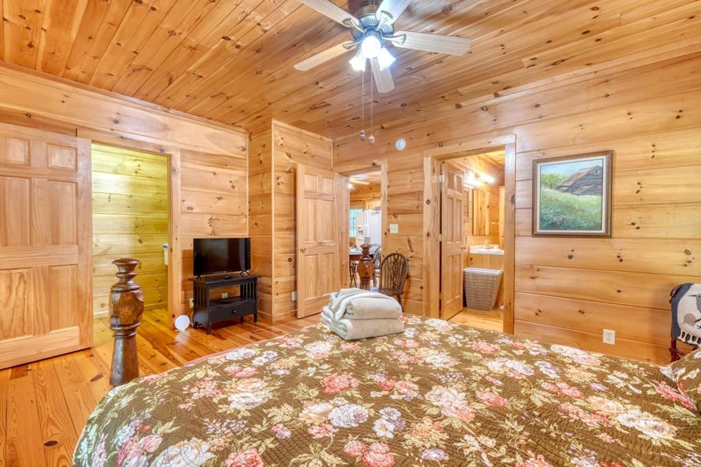 21 Ashley Trail, Warne NC 28909 - Photo