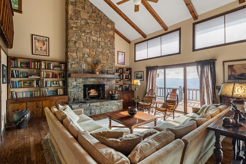614 Charmont Drive, Tiger GA 30576 - Photo
