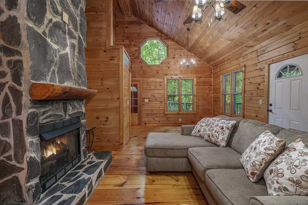 211 Red Oak Forest Lane, Murphy NC 28906 - Photo