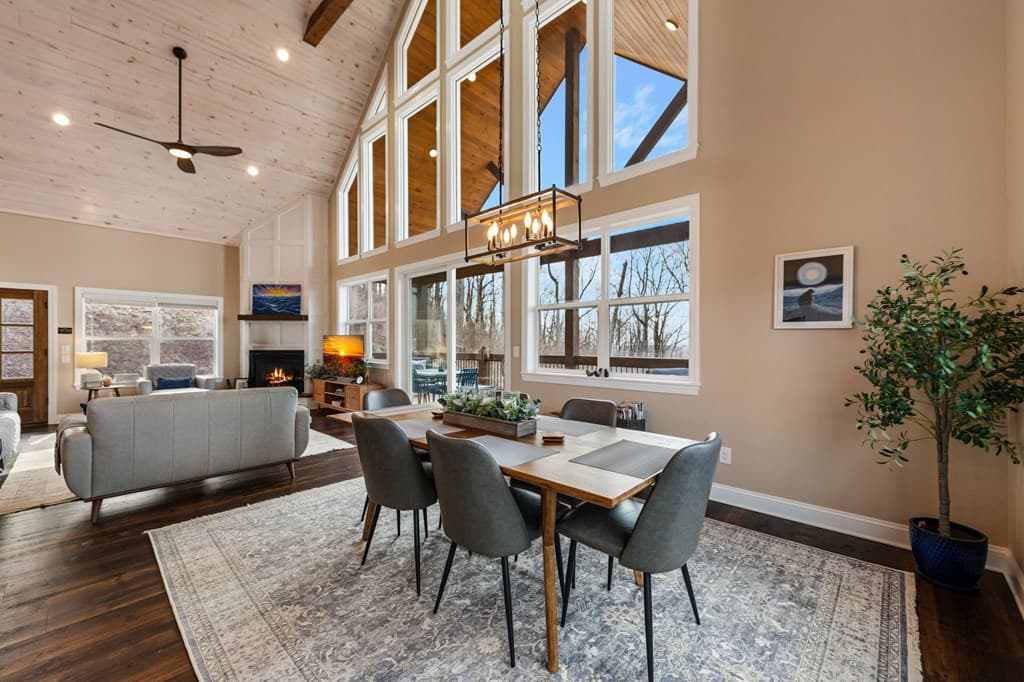 1016 Twisted Oak Road, Talking Rock GA 30175 - Photo
