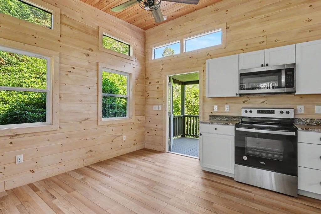 1105 Henson Road, Hiawassee GA 30546 - Photo
