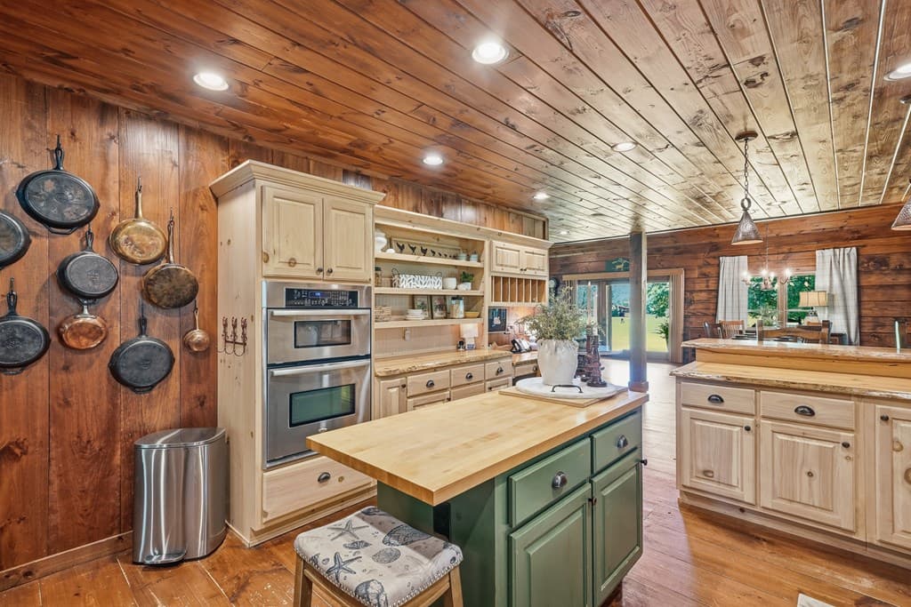 965 Bell Road, Mineral Bluff GA 30559 - Photo