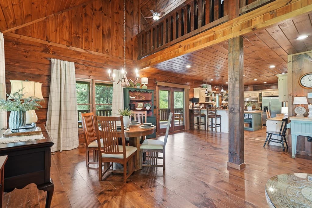 965 Bell Road, Mineral Bluff GA 30559 - Photo