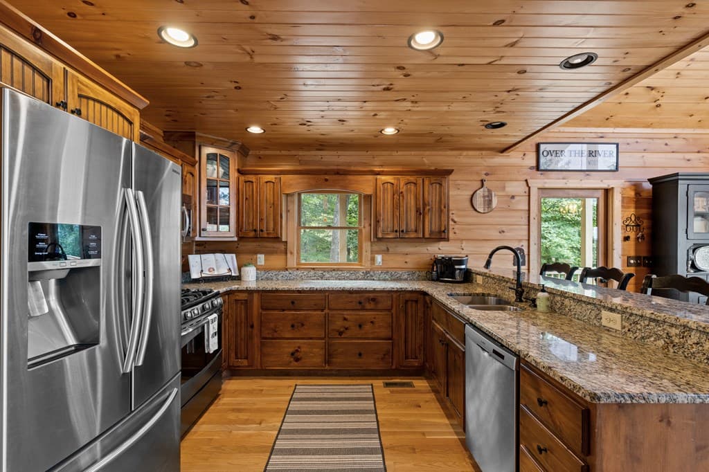 280 Palmetto Drive, Ellijay GA 30540 - Photo