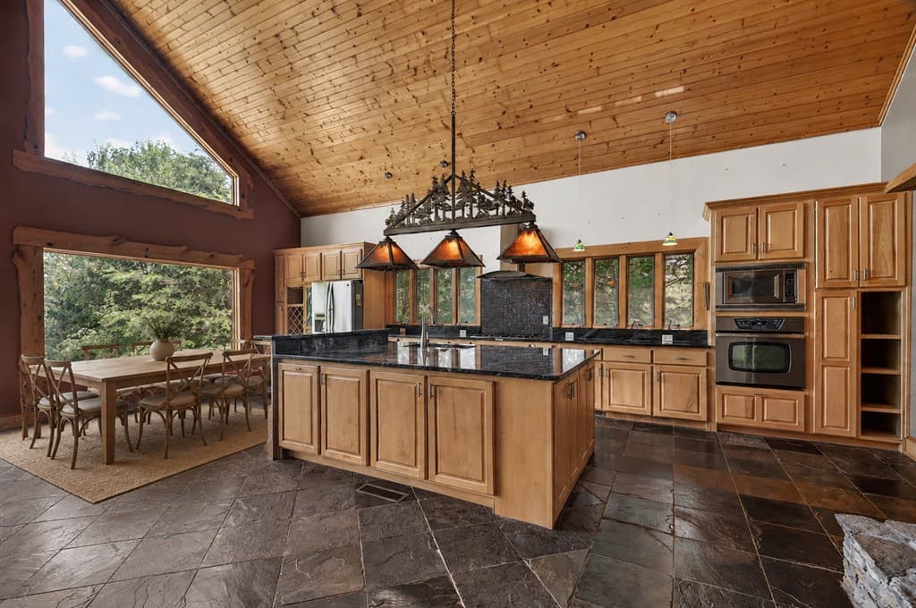 762 Pettit Ridge Road, Ellijay GA 30536 - Photo
