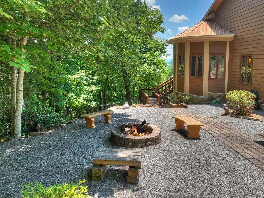 762 Pettit Ridge Road, Ellijay GA 30536 - Photo