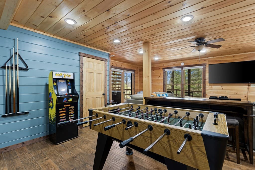 236 Logan Drive, Mineral Bluff GA 30559 - Photo