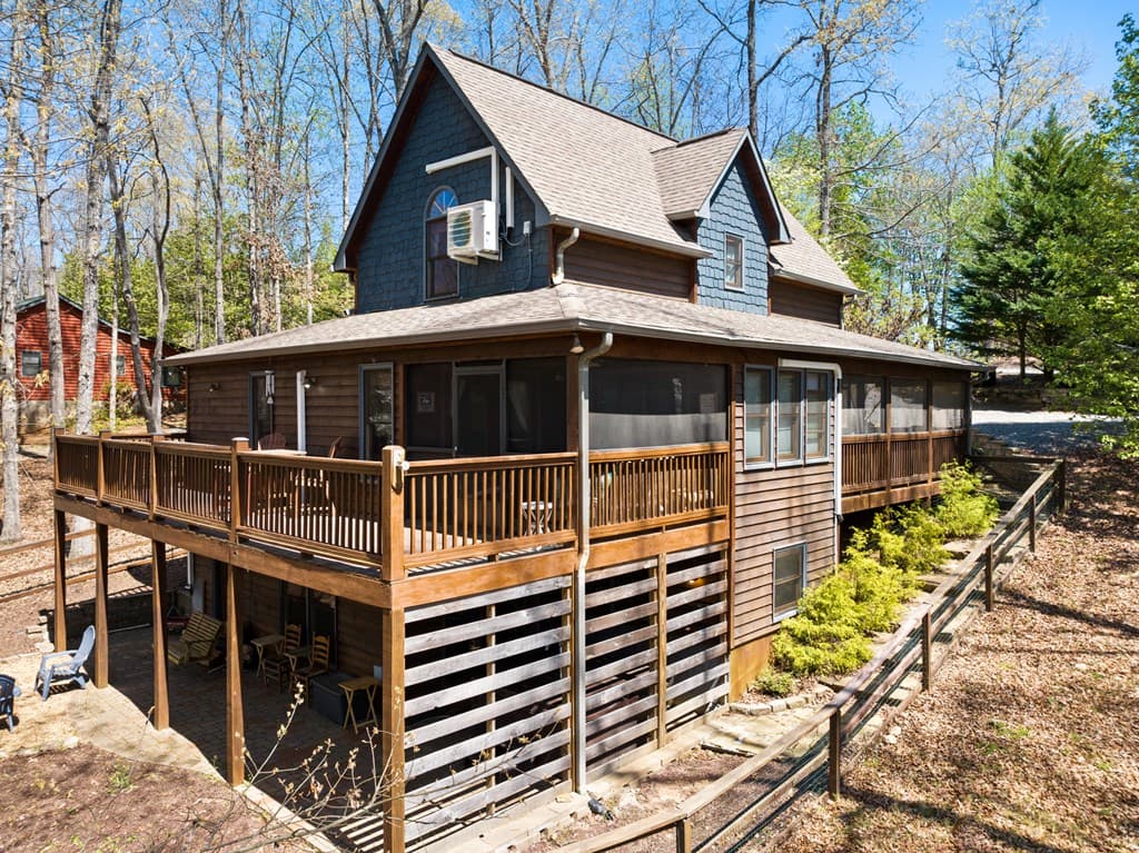 236 Logan Drive, Mineral Bluff GA 30559 - Photo
