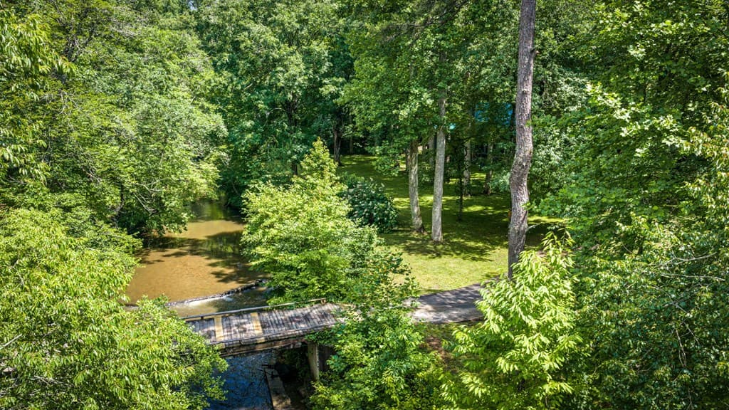 2977 Hwy 2, Blue Ridge GA 30513 - Photo