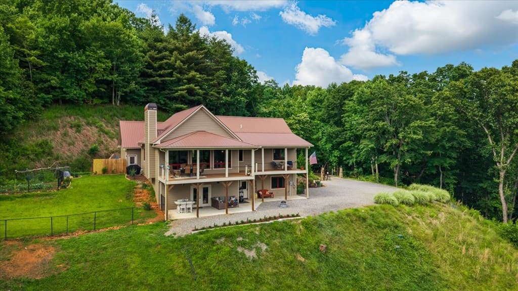 122 Oak Terrace, Hayesville NC 28904 - Photo
