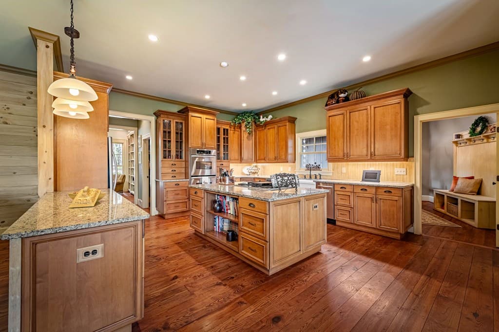 245 Old Anderson Creek, Ellijay GA 30536 - Photo