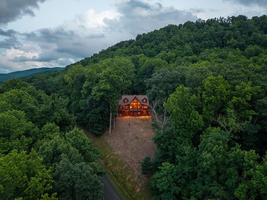 1252 Mountainside Parkway, Ellijay GA 30536 - Photo