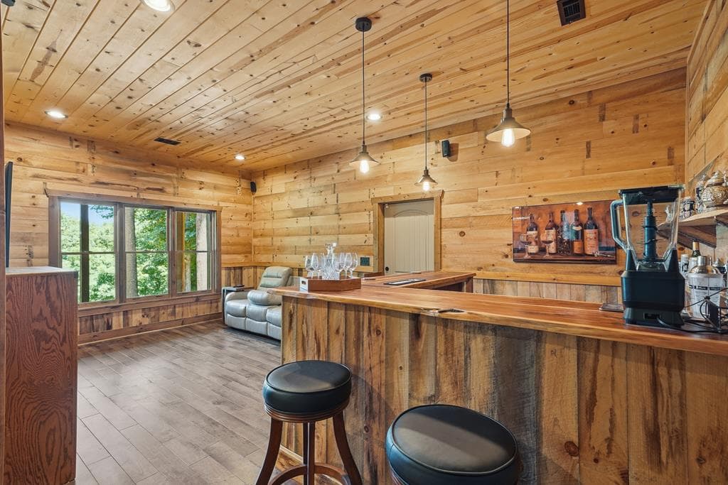 1252 Mountainside Parkway, Ellijay GA 30536 - Photo