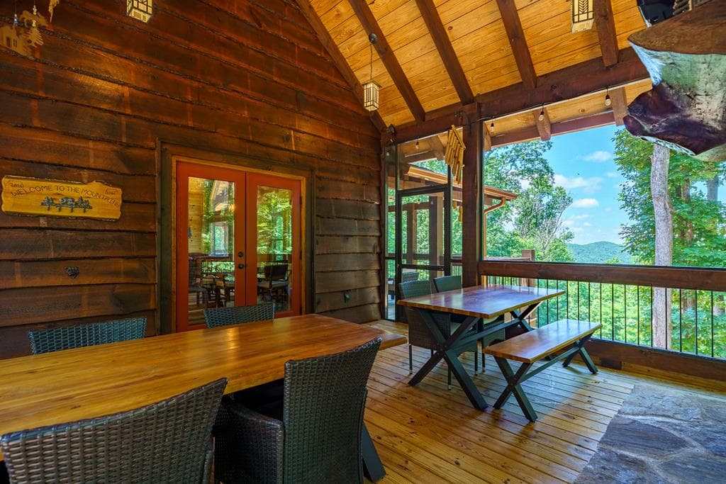 1252 Mountainside Parkway, Ellijay GA 30536 - Photo