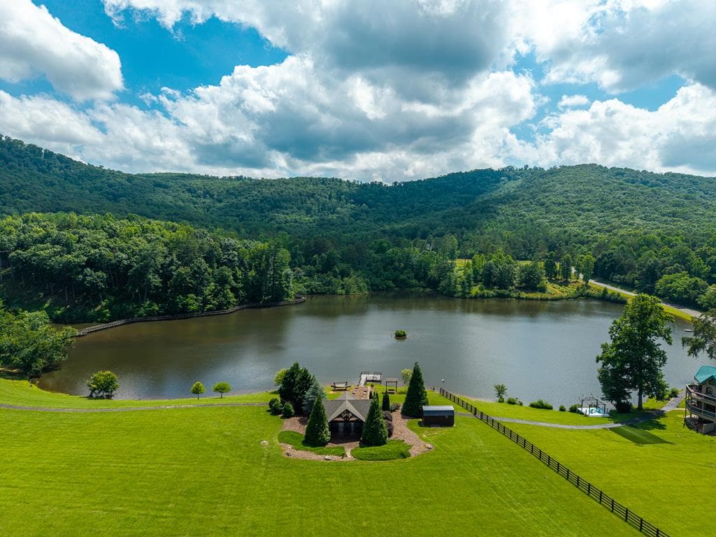 1252 Mountainside Parkway, Ellijay GA 30536 - Photo