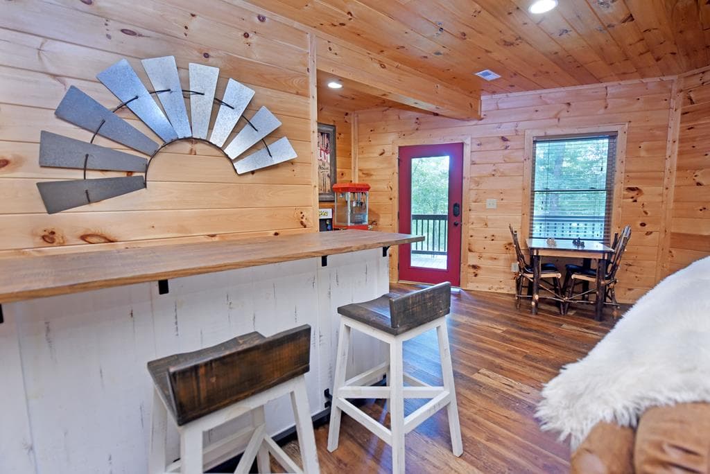 901 Stuart Mountain Road, Mineral Bluff GA 30559 - Photo
