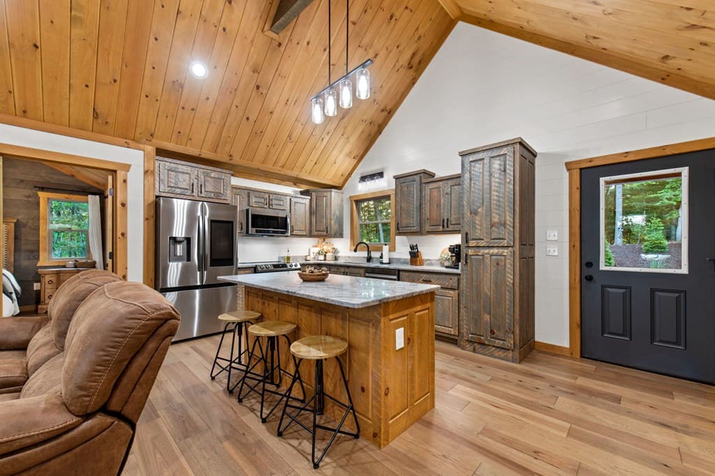 241 Wolf Creek Mountain Road, Mineral Bluff GA 30559 - Photo