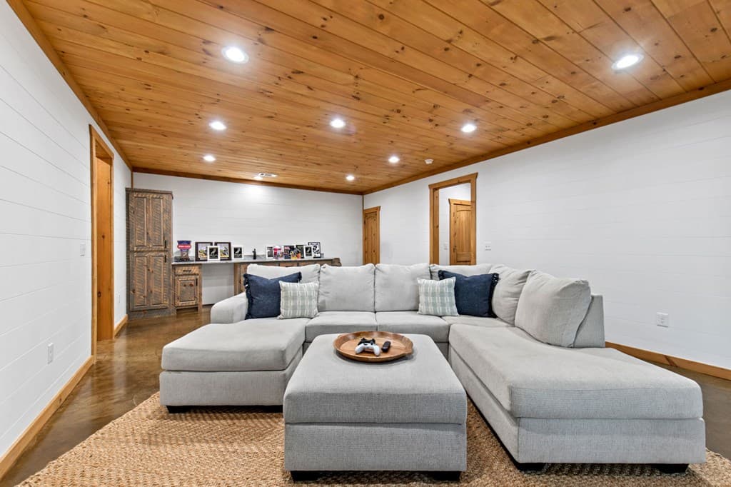 241 Wolf Creek Mountain Road, Mineral Bluff GA 30559 - Photo