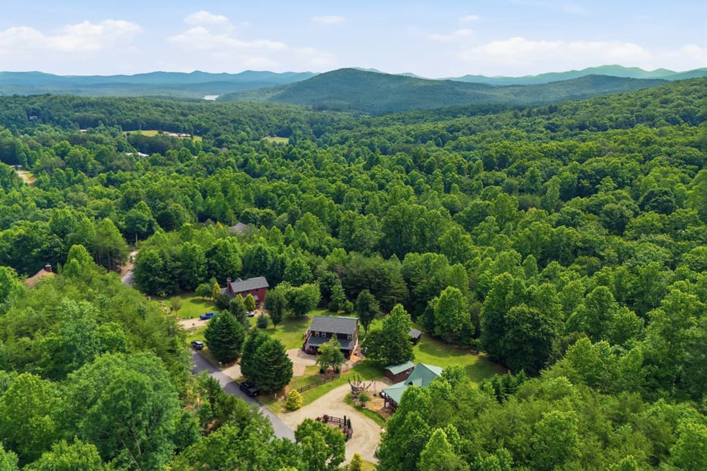 365 Sweetbay Drive, Blairsville GA 30512 - Photo