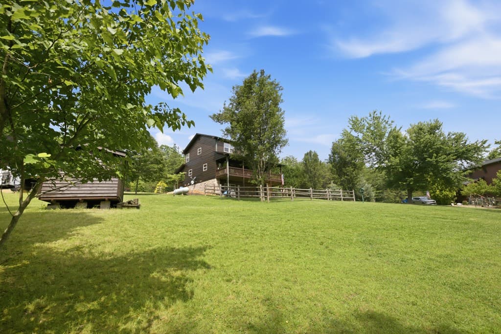 365 Sweetbay Drive, Blairsville GA 30512 - Photo