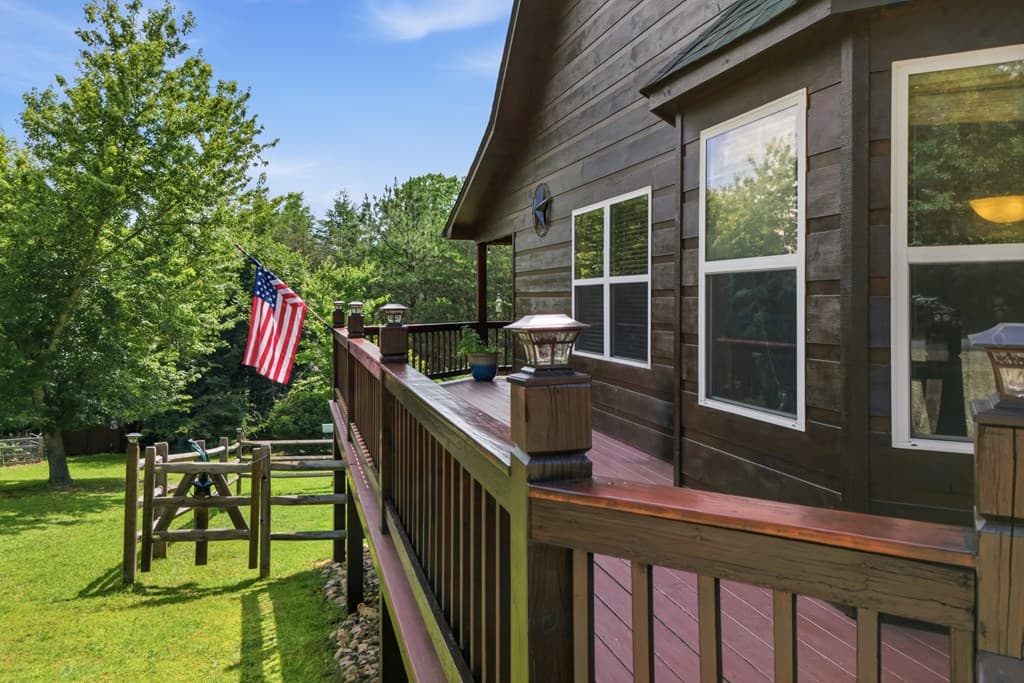 365 Sweetbay Drive, Blairsville GA 30512 - Photo