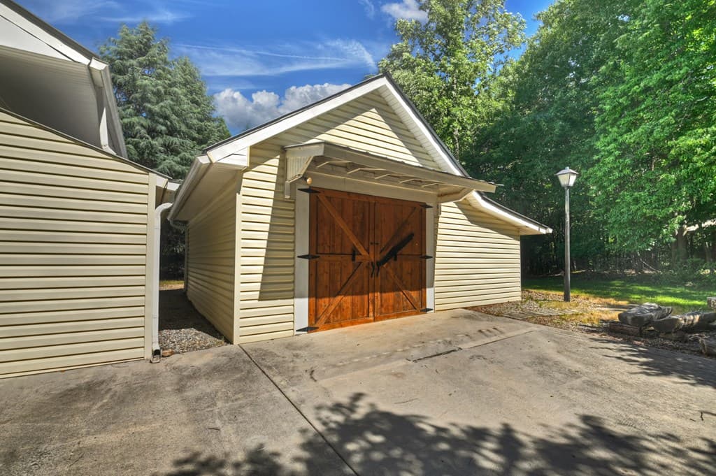 159 Victoria Drive, Blairsville GA 30512 - Photo