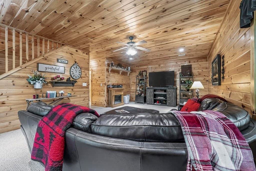 115 Lakota Trail, Blue Ridge GA 30513 - Photo