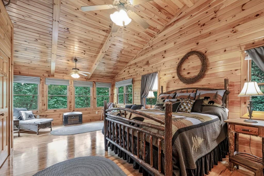 115 Lakota Trail, Blue Ridge GA 30513 - Photo
