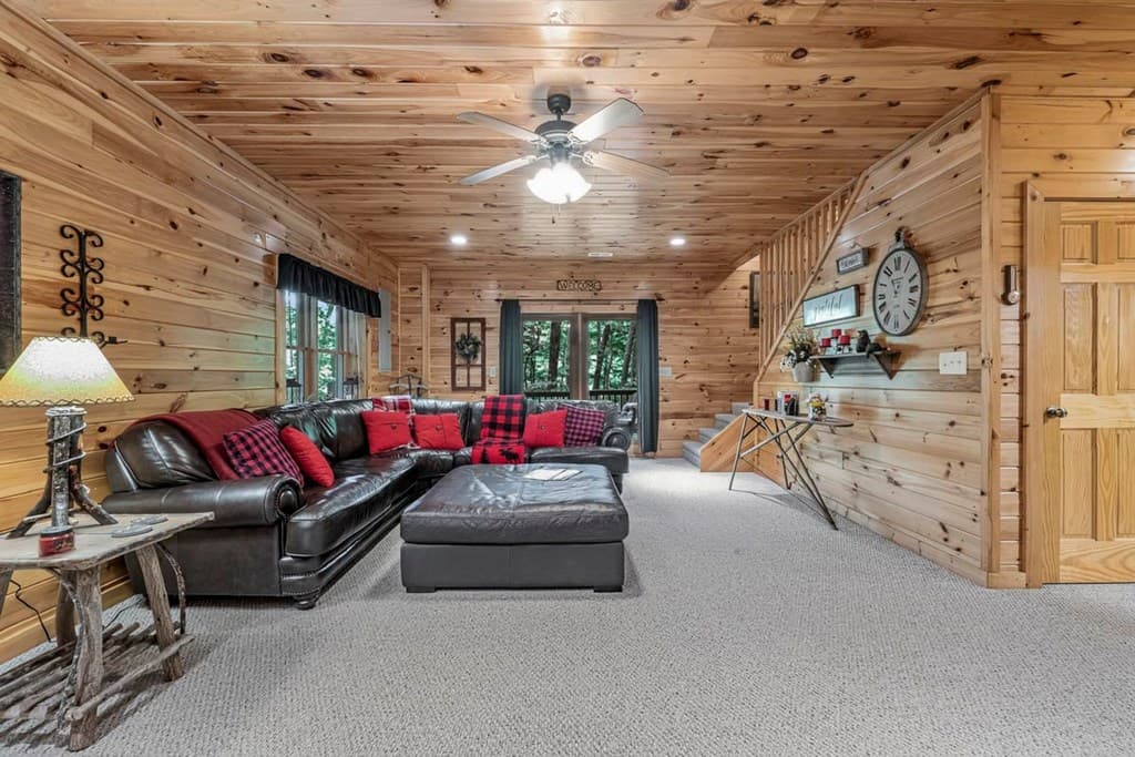 115 Lakota Trail, Blue Ridge GA 30513 - Photo