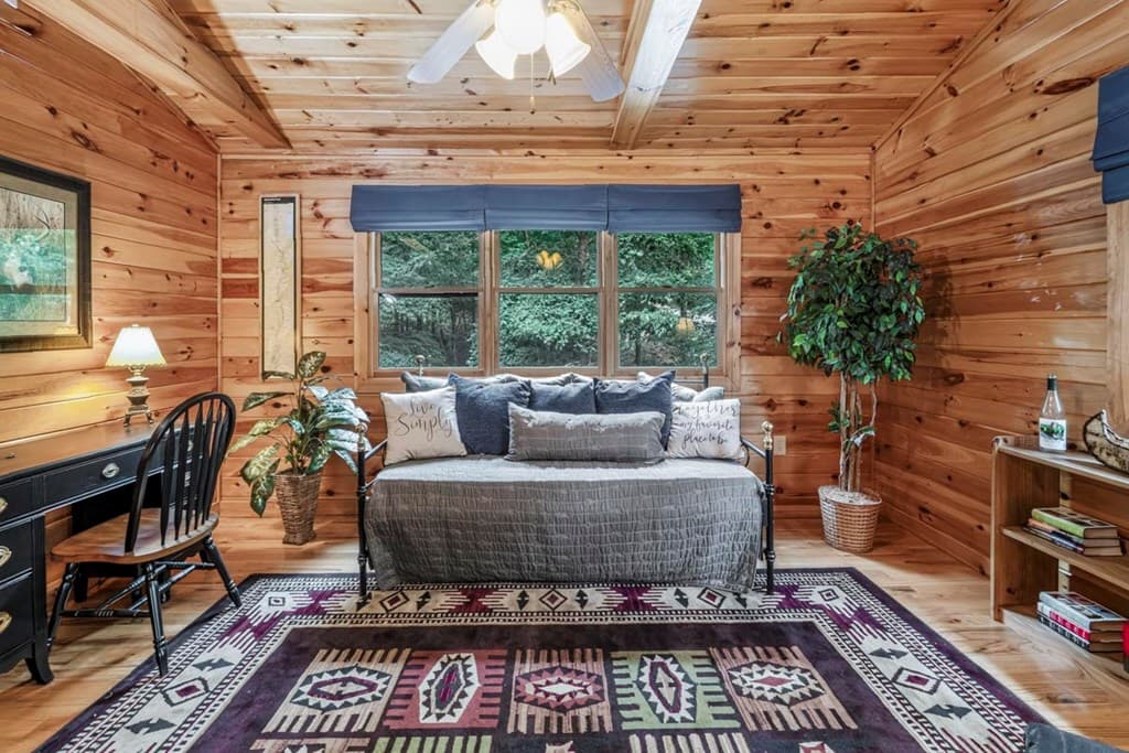 115 Lakota Trail, Blue Ridge GA 30513 - Photo