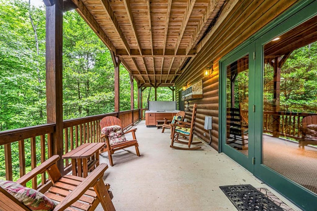 115 Lakota Trail, Blue Ridge GA 30513 - Photo