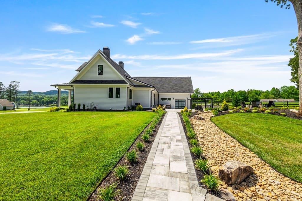 24 Farmland Ct, Blairsville GA 30512 - Photo