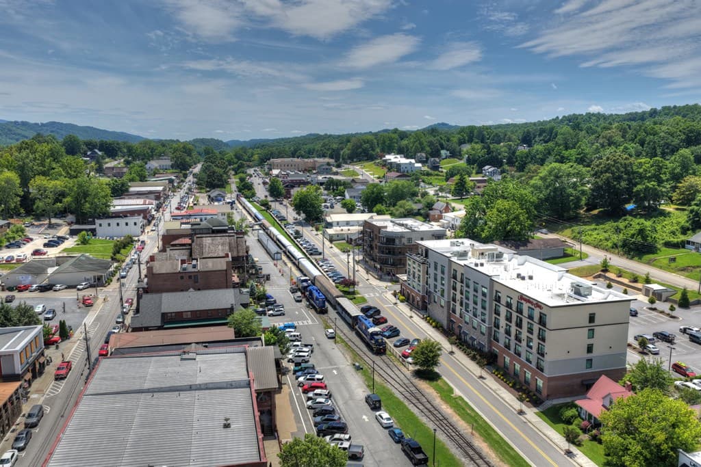 116 W Main Street, Blue Ridge GA 30513 - Photo