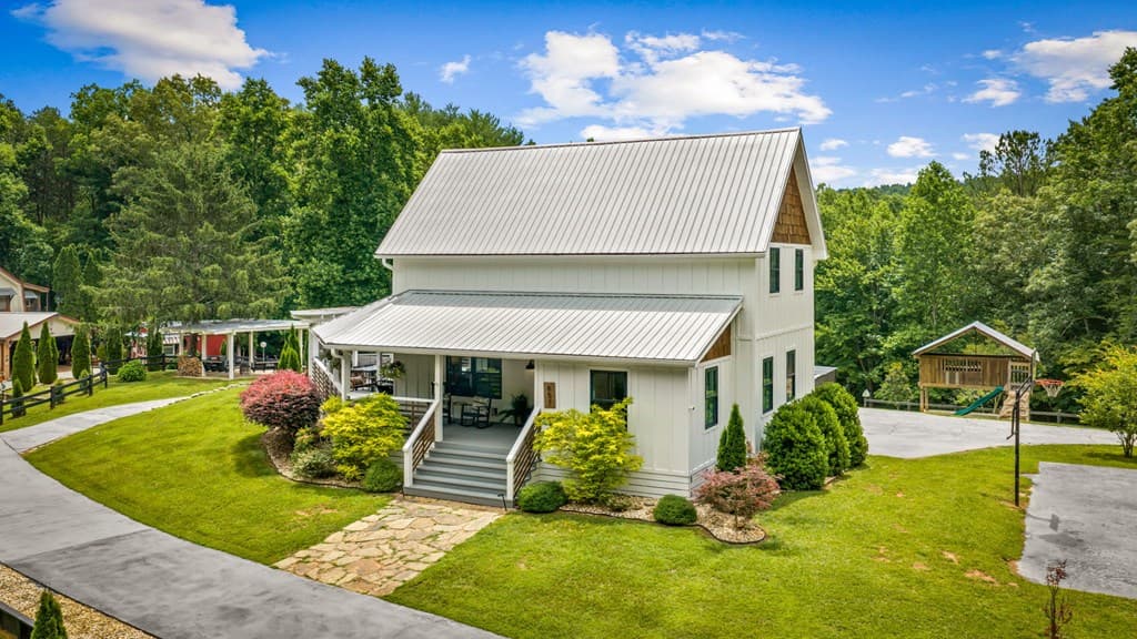 657 Campbell Camp Circle, Blue Ridge GA 30513 - Photo