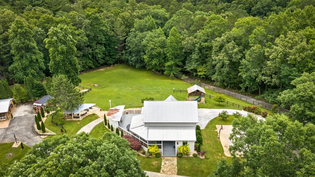 657 Campbell Camp Circle, Blue Ridge GA 30513 - Photo