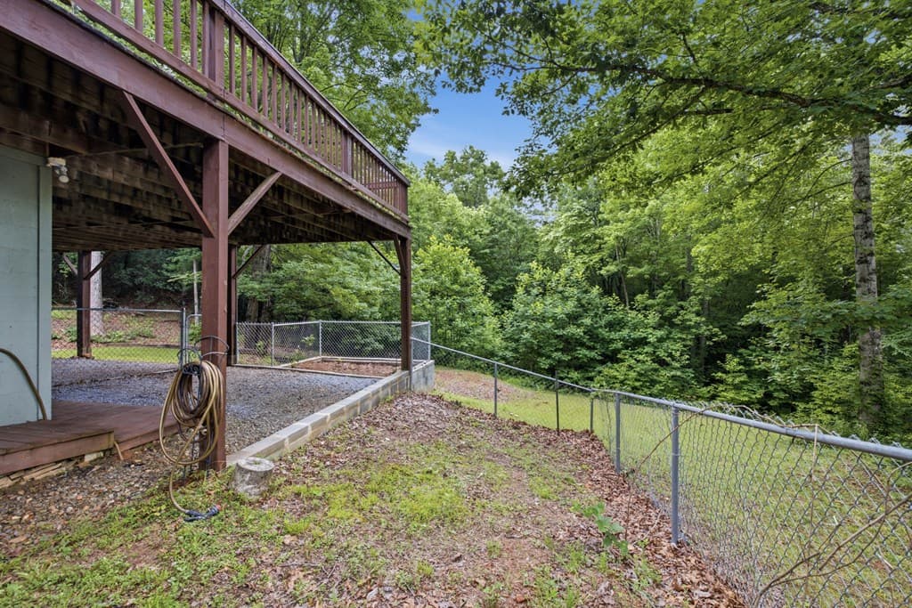 220 Penland Indian Trail, Hayesville NC 28904 - Photo